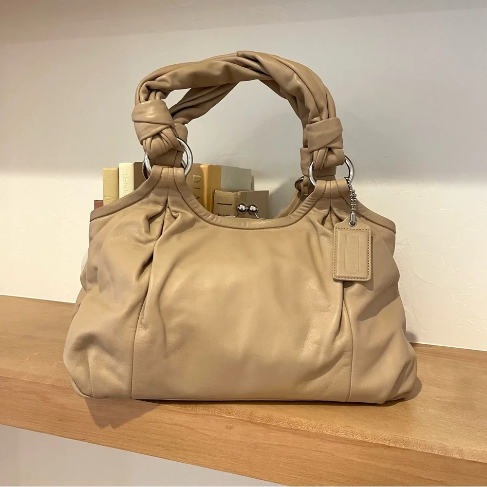 Vintage Coach Parker Cream Tan Beige Leather Kisslock Chunky Straps Hobo Purse - Picture 3 of 13